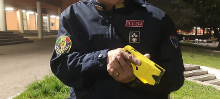 Colpito con taser muore 30enne, in Abruzzo un caso analogo nel 2023